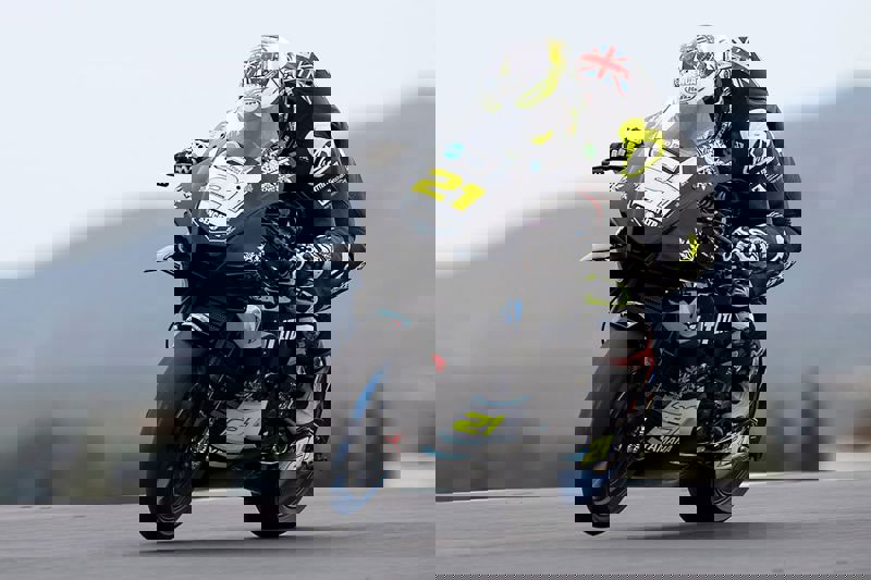 Iddon debuts on the Sencat Racing Yamaha at opening Spanish test Iddon debuts on the Sencat Racing Yamaha at opening Spanish test