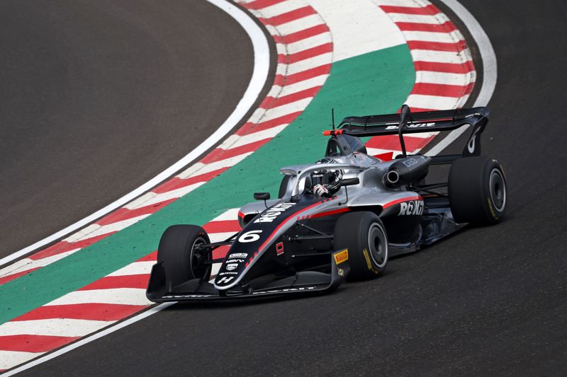 Flat out Fairclough breaks Hungaroring GB3 lap record again in final practice