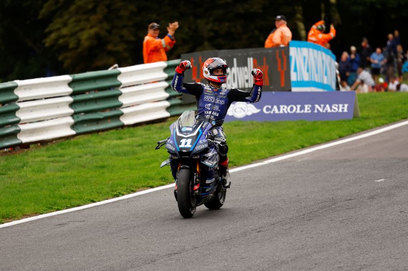 ZYN BSB RACE 1: Skinner celebrates first victory for Cheshire Mouldings Yamaha as Ray crashes out