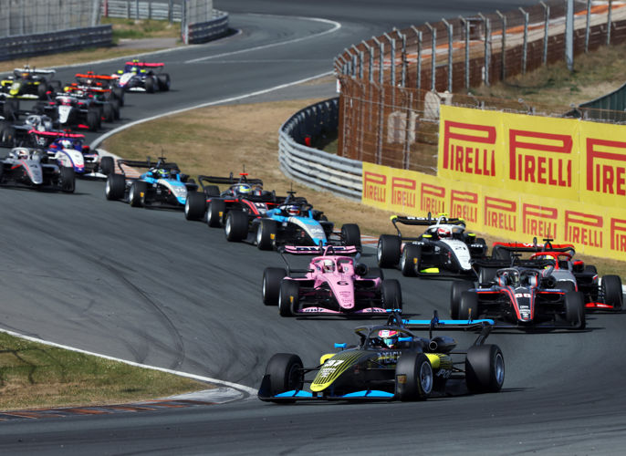 Jakob Ebrey Photography