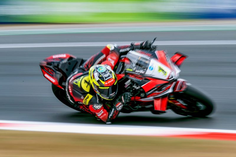ZYN BSB PRE QUALIFYING: RYDE TO THE TOP WITH REDDING IN THE HUNT 