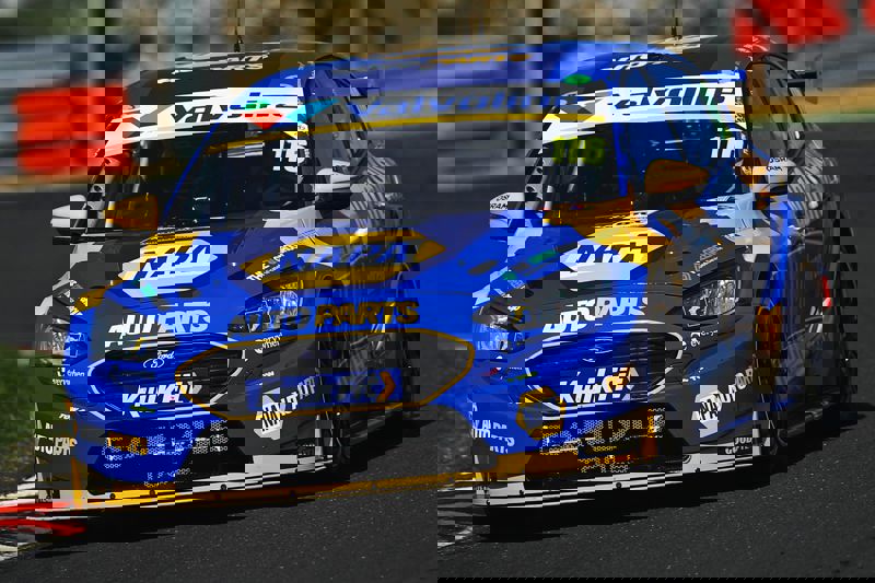 BTCC Race 2: Sutton leads Ford 1-2 at Donington Park