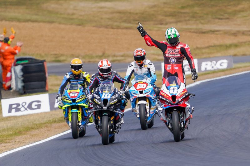 Pirelli National Superstock Championship: Allingham storms to win number six Pirelli National Superstock Championship: Allingham storms to win number six