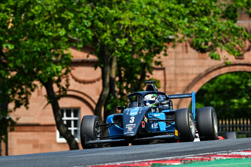 O'Grady tops both Friday GB4 sessions at Oulton Park