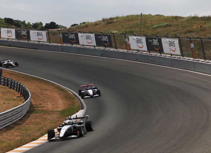 Jakob Ebrey Photography