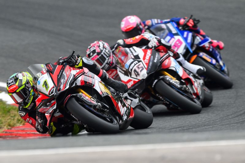 Thruxton thriller awaits in ZYN BSB