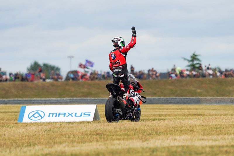 Pirelli National Superstock Championship: Allingham storms to win number four