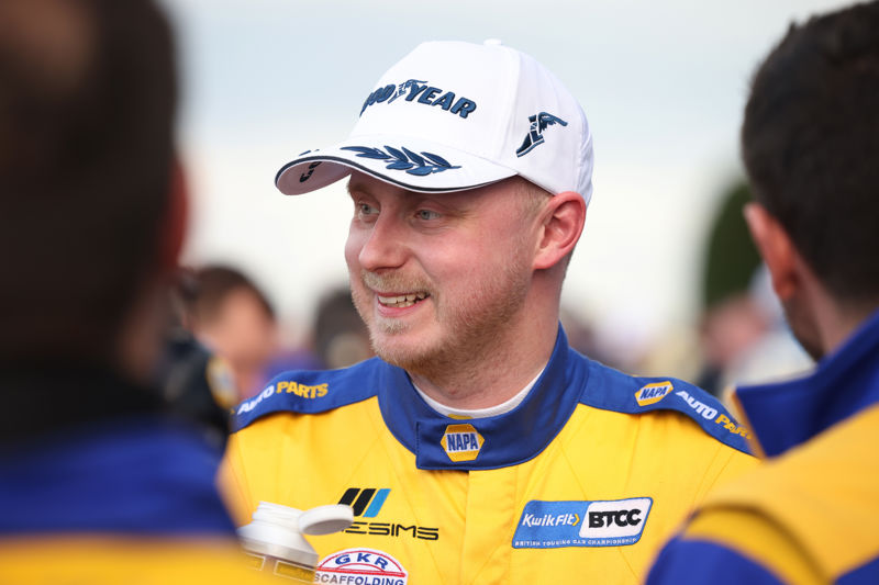 Sutton commits to BTCC with new five-year NAPA Racing UK deal 