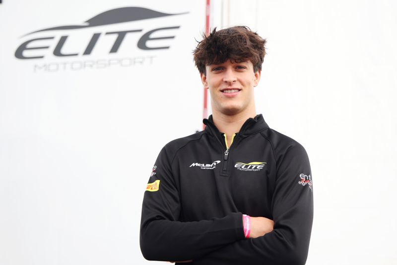 Yani Stevenheydens deputises for Emmilio Valentino Del Grosso at Donington Park 