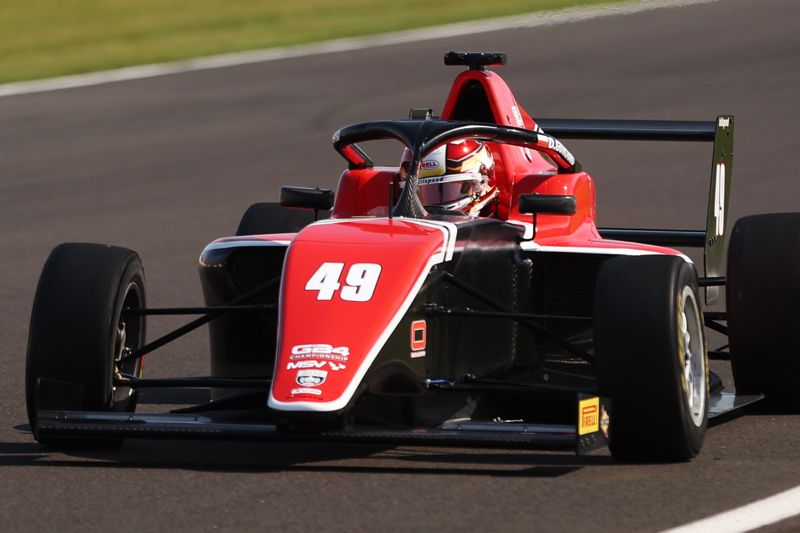 Championship leader Guinchard lays down a marker on first day of Oulton Park test