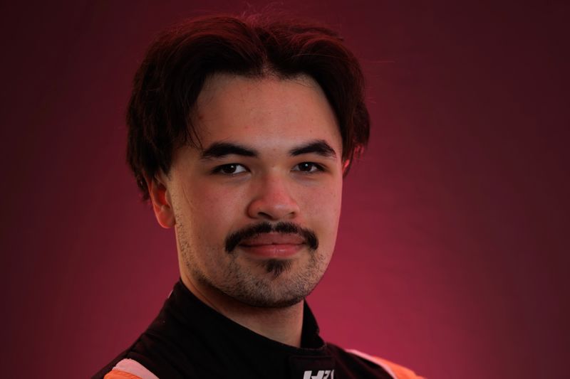 Flynn Jackes stays with Elite Motorsport for GB3 return