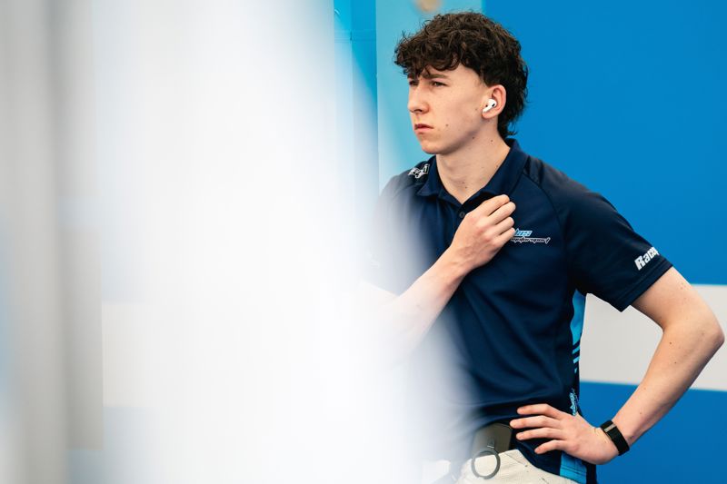 Grant targets maiden GB4 victory at Donington Park Grant targets maiden GB4 victory at Donington Park