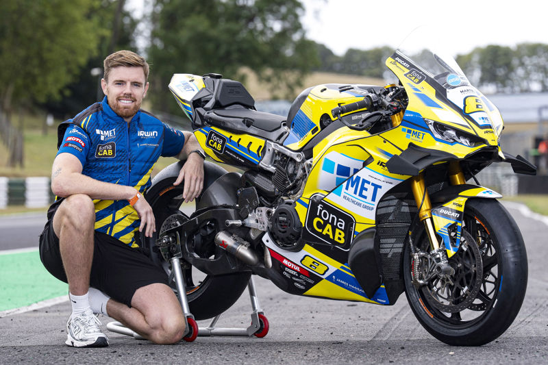 Boom! Buchan joins MET fonaCAB Racing for Cadwell Park comeback