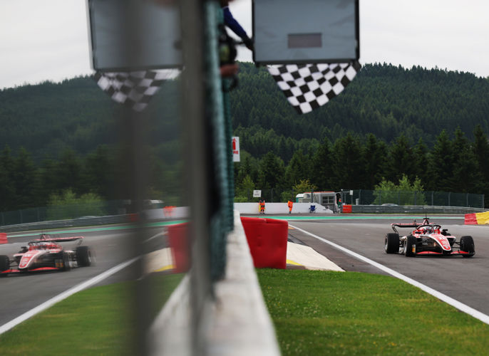 Jakob Ebrey Photography