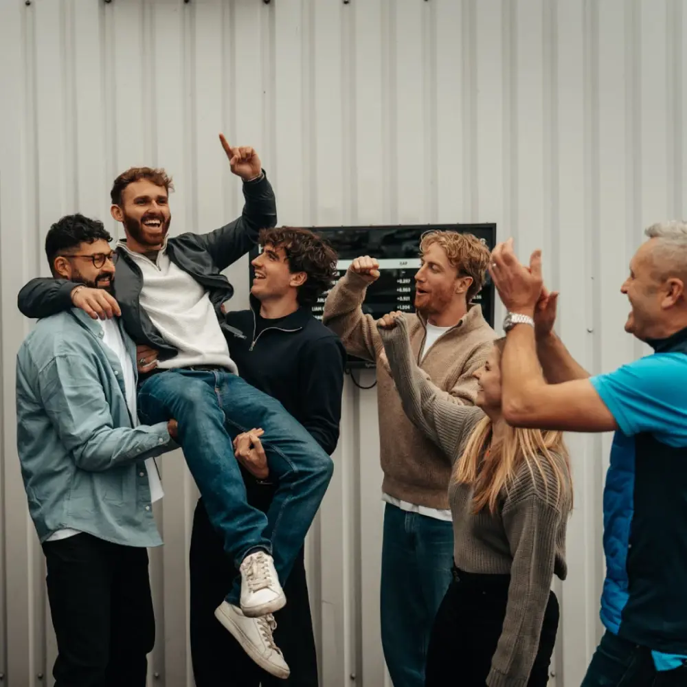 20:00<em>BBQ and Prize giving</em>