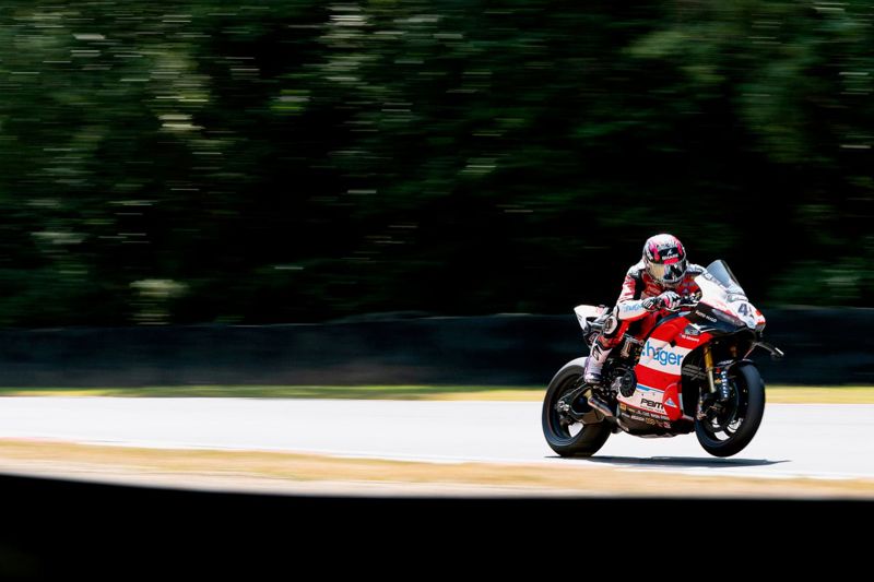 Redding on a charge to top Free Practice 2 at Brands Hatch Redding on a charge to top Free Practice 2 at Brands Hatch