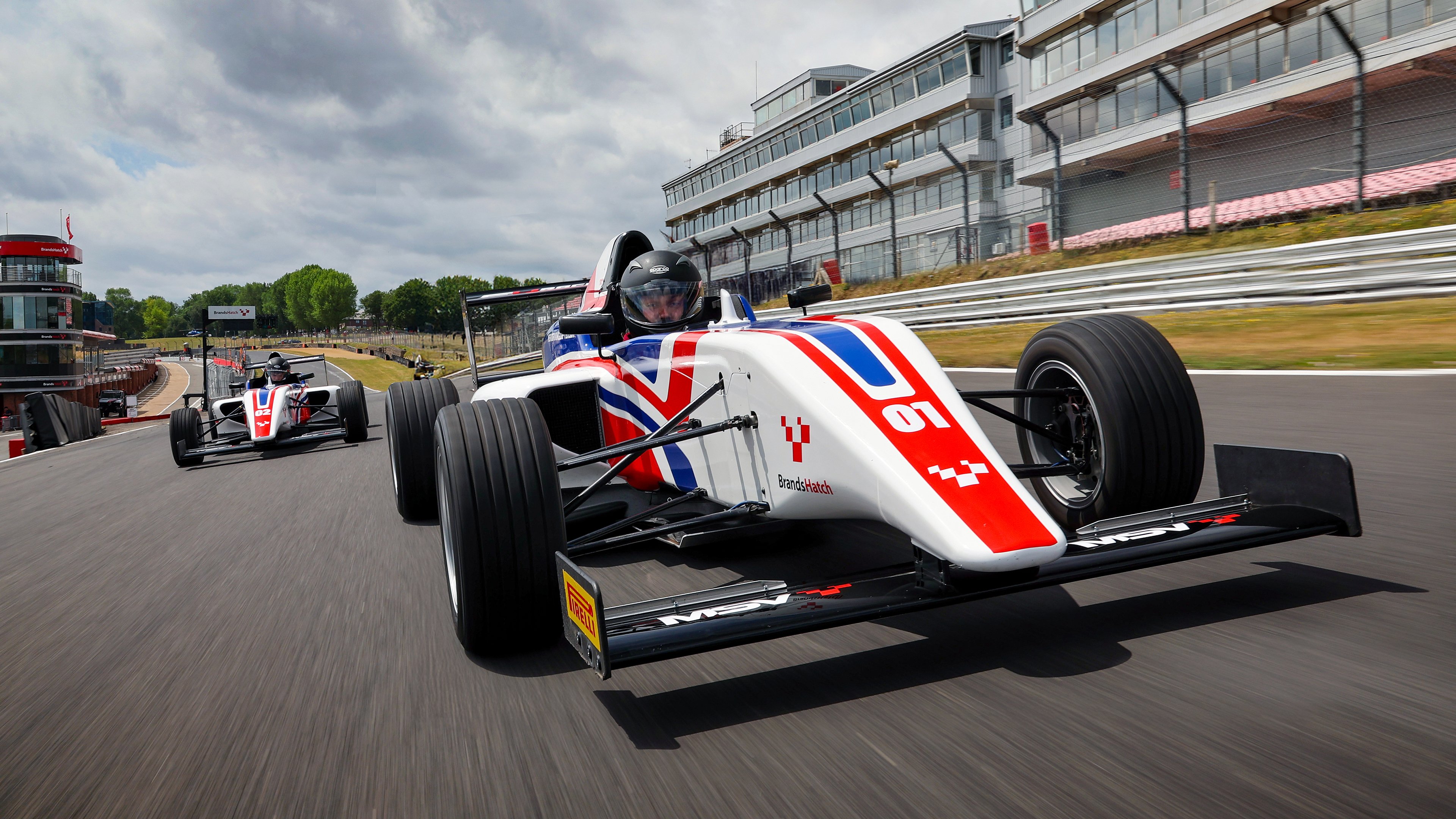 Focus Image: F4 Racecar <em>Experience</em>