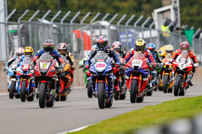 ZYN BSB season revs into action at Oulton Park this May – book discounted tickets now!
