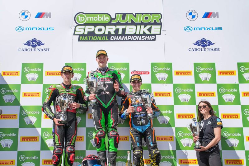 1pMobile Junior Sportbike Championship: Mackenzie dominates to win by more than 10 seconds