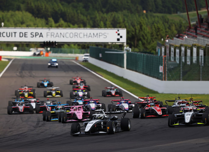 Jakob Ebrey Photography