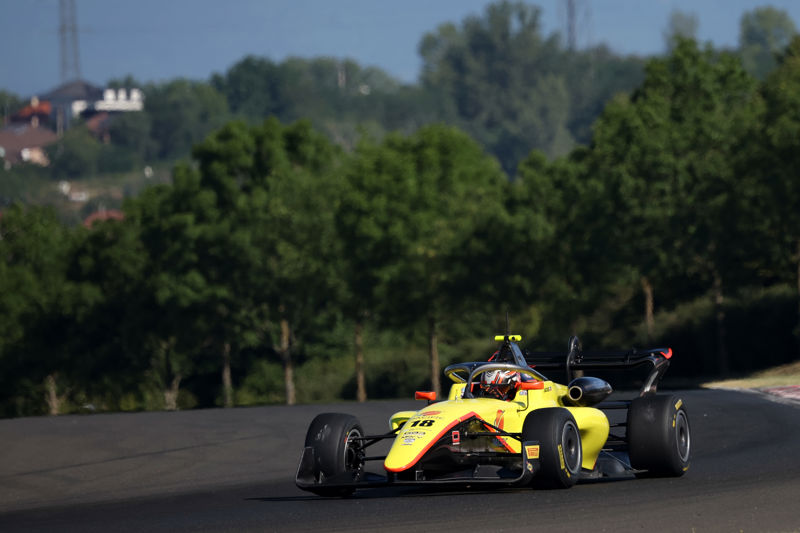 Jubilant Jackes finally claims maiden GB3 win in Hungaroring closer