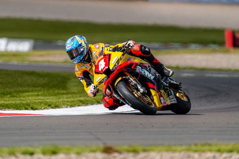 Pirelli National Superstock Championship: Truelove pips Allingham in FP1 battle