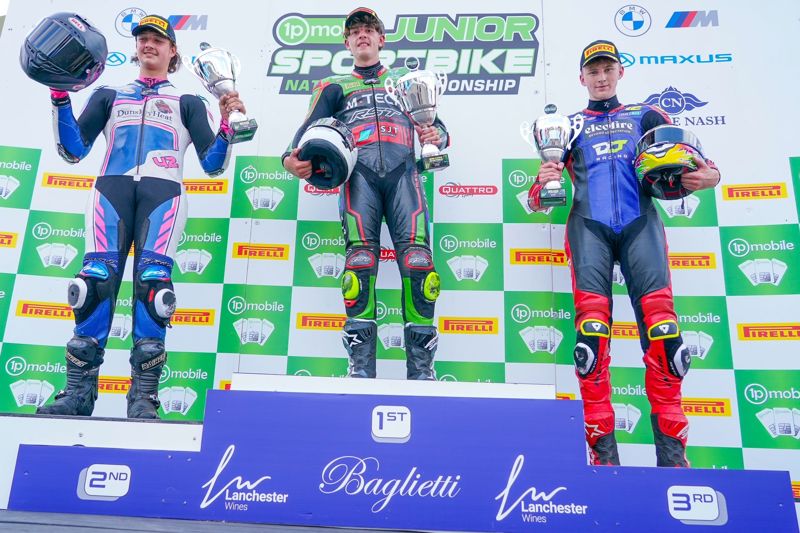 1pMobike National Junior Sportbike Championship: Payne pips Jolliffe and Mullen to Race One win