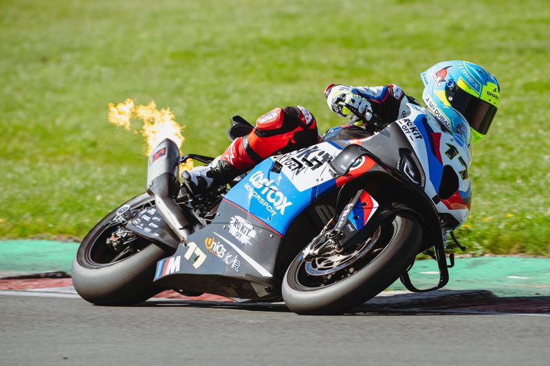 Mikhalchik makes positive debut with ROKiT BMW Motorrad British Superbike Race team 