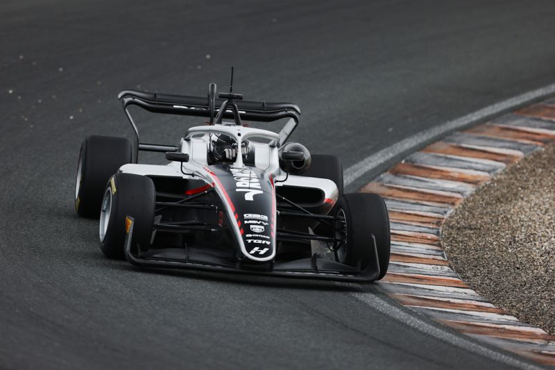 Friday session two: Fairclough and Ninovic separated by 0.003s