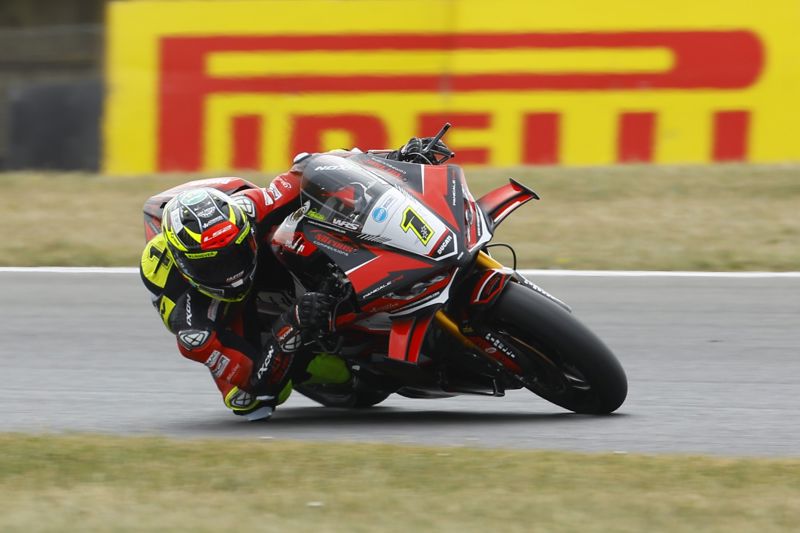 Ryde holds off Cook and Redding in warm up at Snetterton
