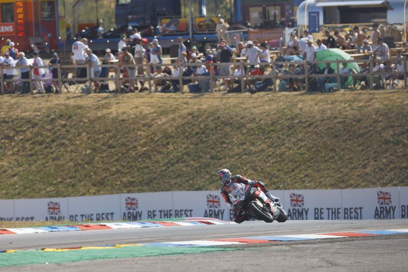 Redding holds off Ryde in Free Practice three by 0.063s
