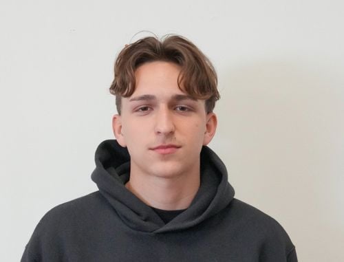 Ollie  Walker 