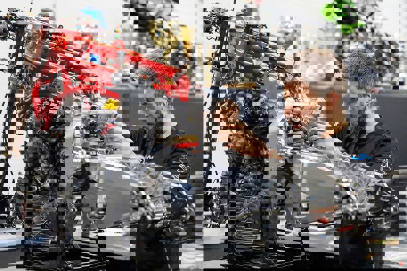 Special delivery! FS-3 Racing preparing the AJN Steelstock bimota for action