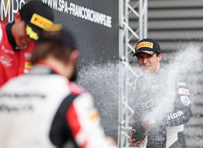 Jakob Ebrey Photography