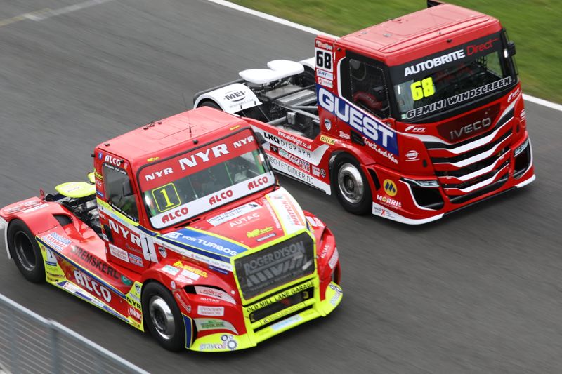 British Truck Racing: Reid and Smith share the spoils as season kicks off at Brands Hatch British Truck Racing: Reid and Smith share the spoils as season kicks off at Brands Hatch